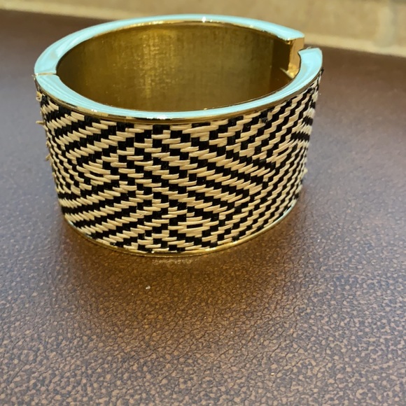 COPY - Necklace and cuff bracelet - Picture 4 of 4